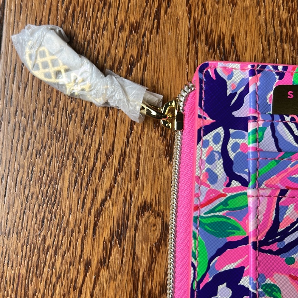 Lilly Pulitzer Card Holder & Small Wallet NWT - Picture 2 of 6